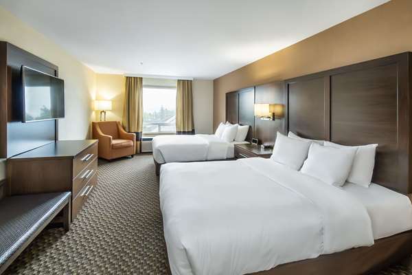 Suite - Comfort Inn & Suites Salmon Arm