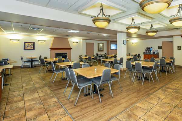 Amenities - Comfort Inn & Suites Salmon Arm