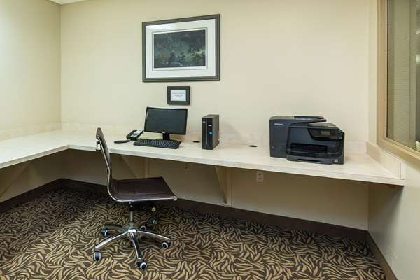 Conference Area - Comfort Inn & Suites Salmon Arm