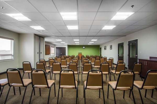  - Sleep Inn Emerald Park