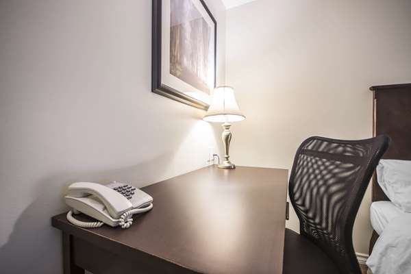  - Econo Lodge Vernon