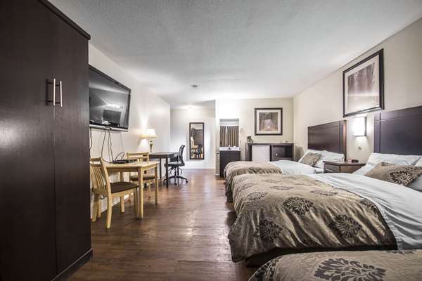  - Econo Lodge Vernon