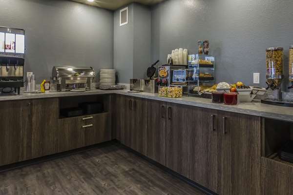 Amenities - Quality Inn & Suites Moose Jaw
