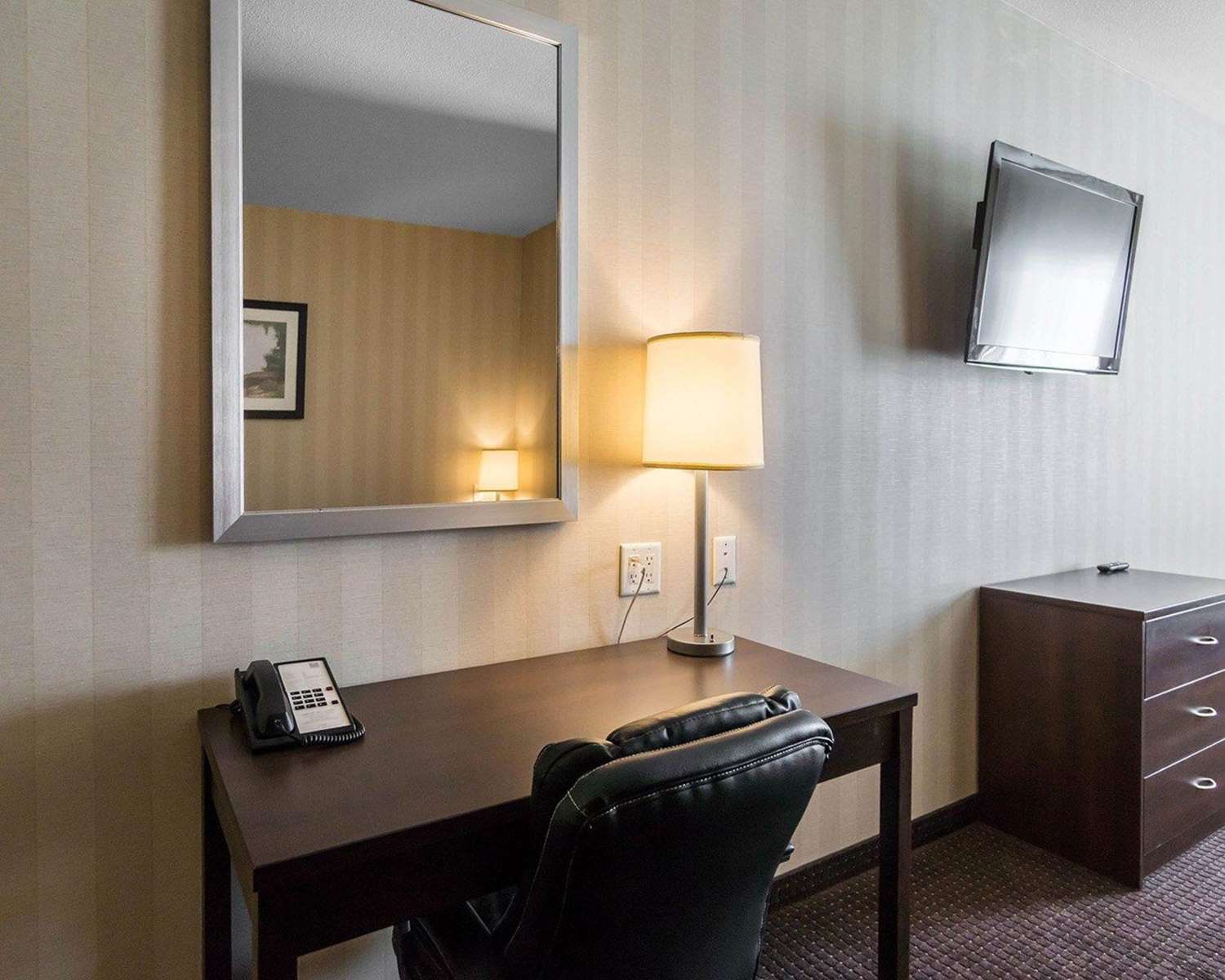 Comfort Inn & Suites Fox Creek, AB - See Discounts