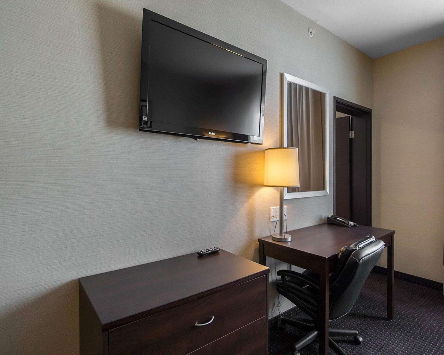 Comfort Inn & Suites Fox Creek, AB - See Discounts