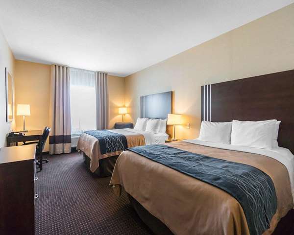  - Comfort Inn & Suites Fox Creek
