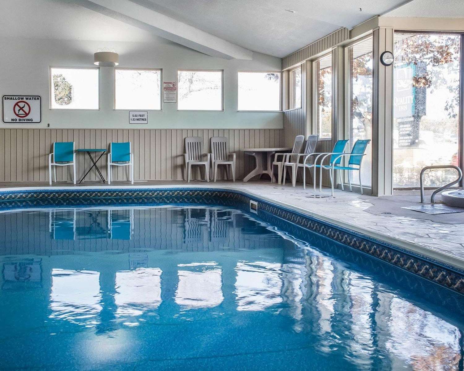 Quality Inn Barrie, ON See Discounts