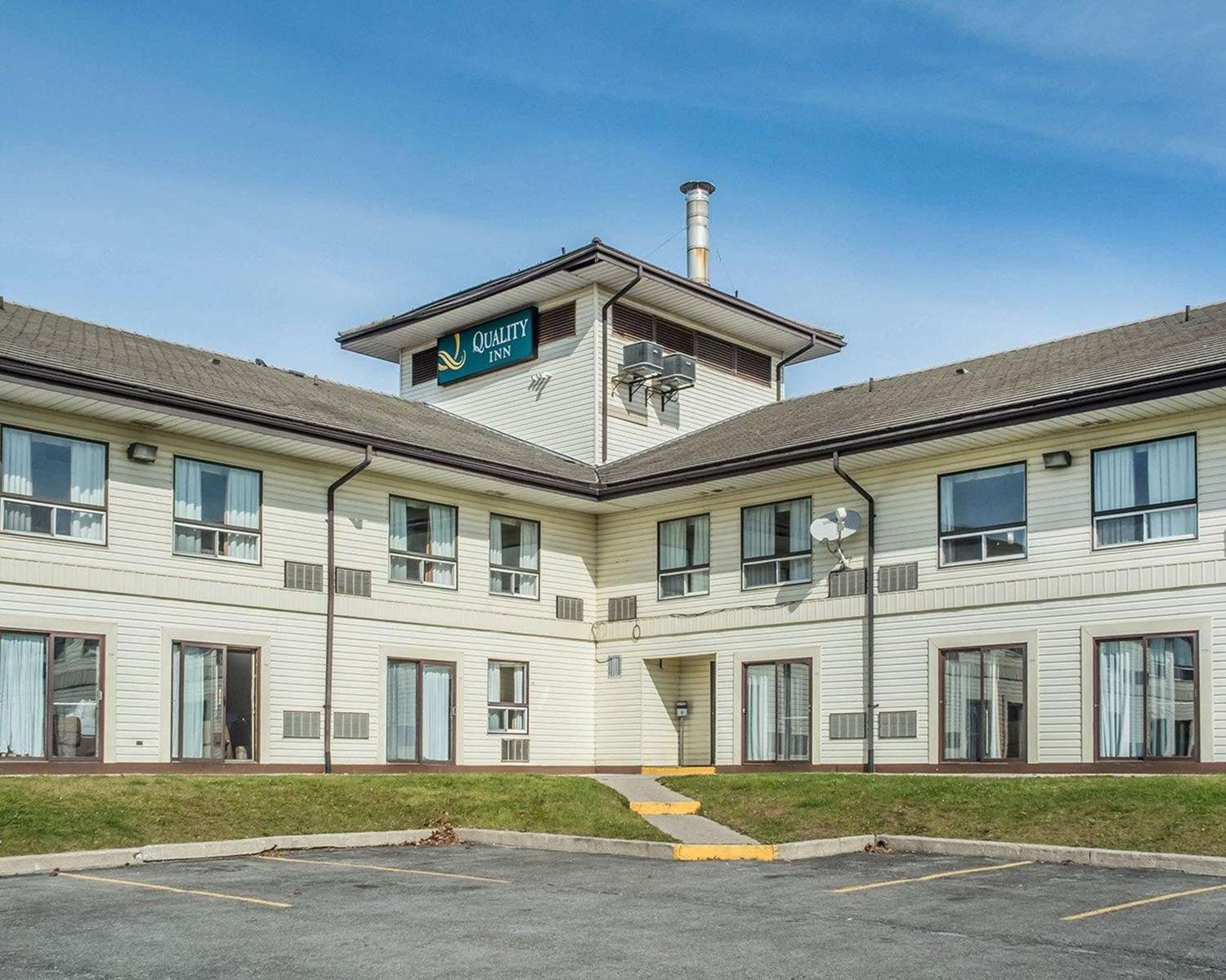 Quality Inn Barrie, ON See Discounts