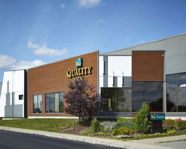 Exterior view - Quality Inn Rouyn-Noranda