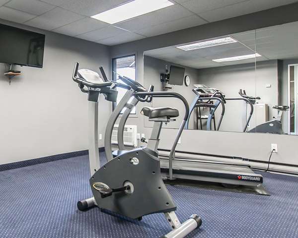 Fitness/ Exercise Room - Quality Inn Rouyn-Noranda