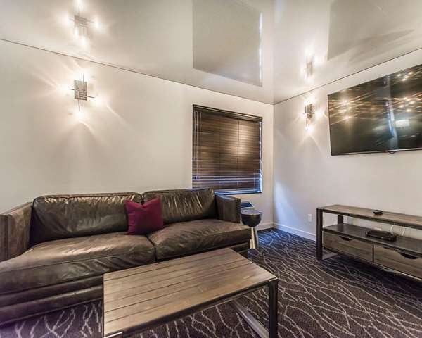  - Quality Inn Rouyn-Noranda