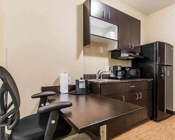  - Quality Inn Moncton
