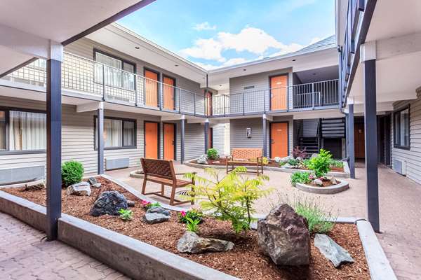  - Quality Inn Merritt