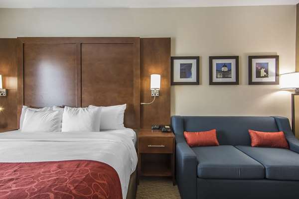  - Comfort Suites Regina