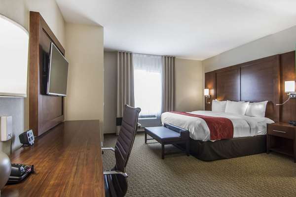  - Comfort Suites Regina