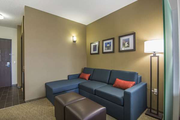  - Comfort Suites Regina