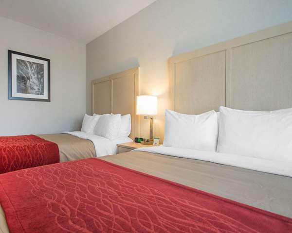  - Comfort Inn & Suites Campbell River