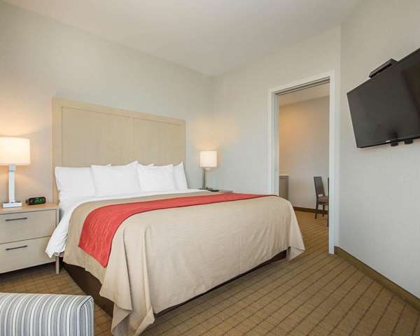  - Comfort Inn & Suites Campbell River