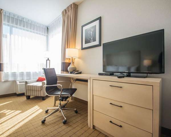  - Comfort Inn & Suites Campbell River