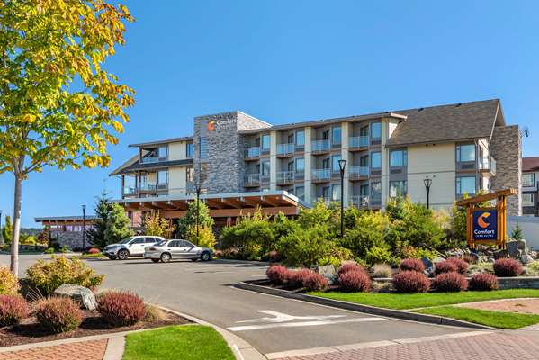Exterior view - Comfort Inn & Suites Campbell River