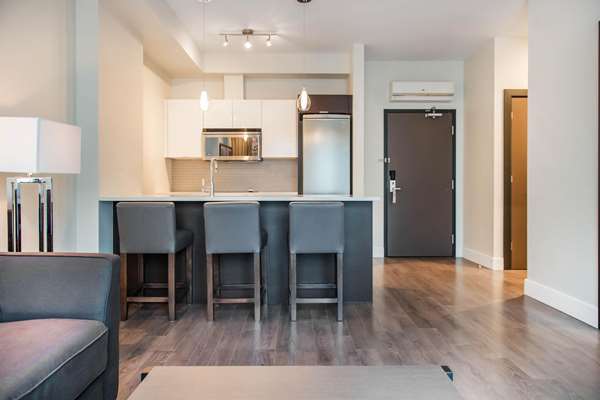  - Les Suites Victoria Gatineau