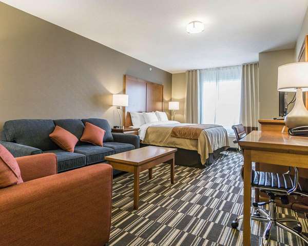  - Comfort Inn & Suites Nisku