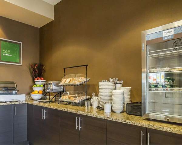 Amenities - Comfort Inn & Suites Nisku