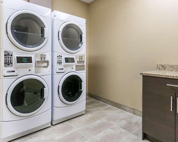 Amenities - Comfort Inn & Suites Nisku