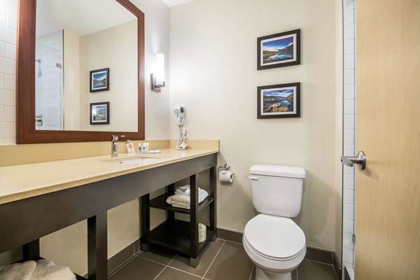  - Comfort Inn & Suites Merritt