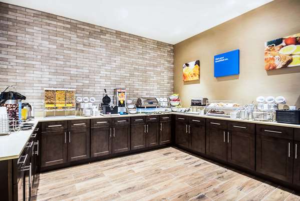 Amenities - Comfort Inn & Suites Merritt