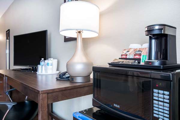  - Comfort Inn & Suites Merritt