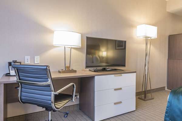  - Quality Inn Sept Iles