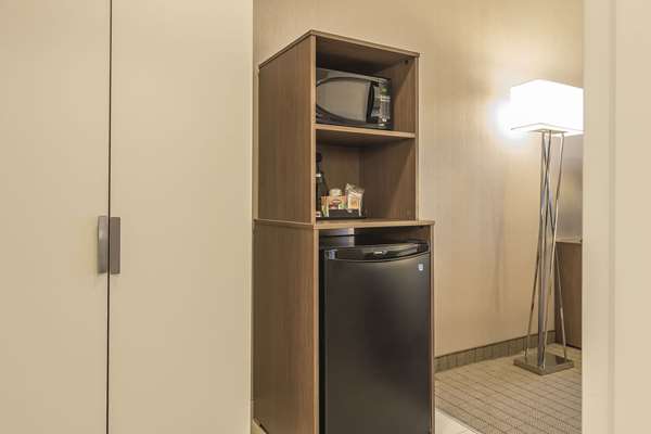  - Quality Inn Sept Iles