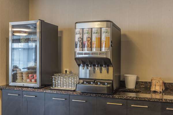 Amenities - Quality Inn Sept Iles