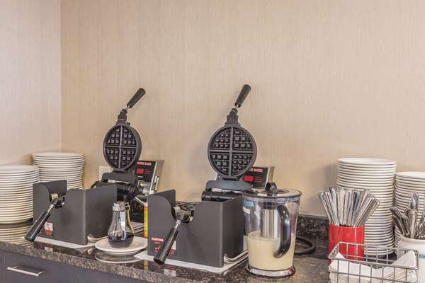 Amenities - Quality Inn Sept Iles