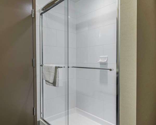  - Quality Inn & Suites Kingston