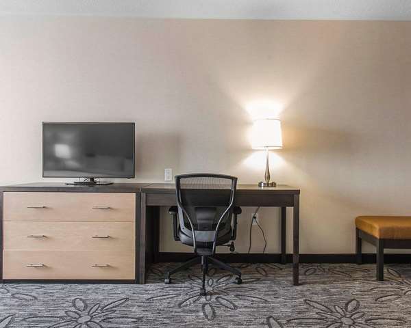  - Quality Inn & Suites Kingston