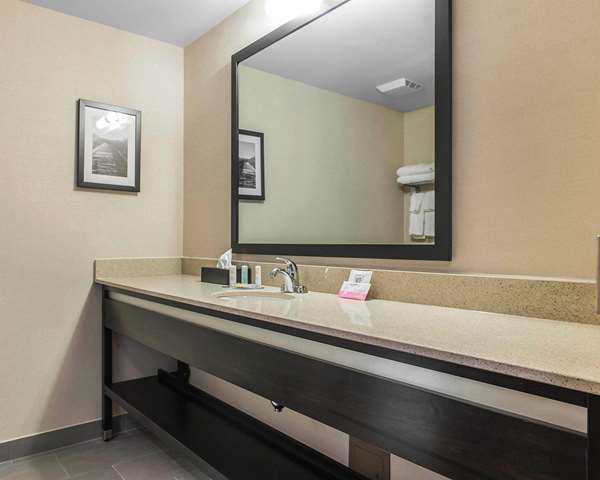  - Quality Inn & Suites Kingston