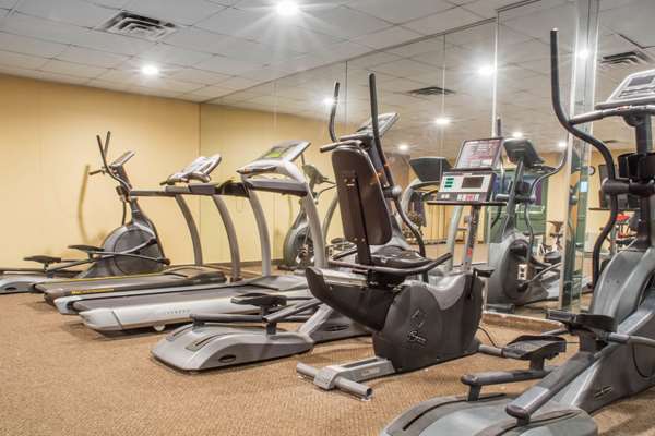 Fitness/ Exercise Room - Quality Inn Bracebridge
