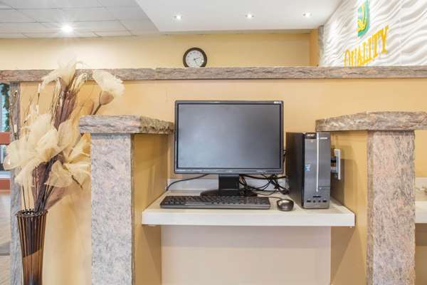 Conference Area - Quality Inn Bracebridge