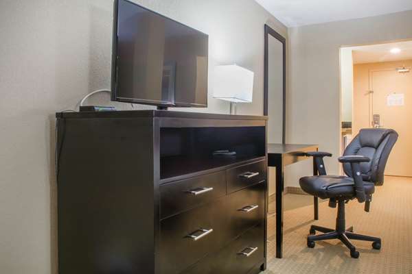  - Quality Inn Bracebridge
