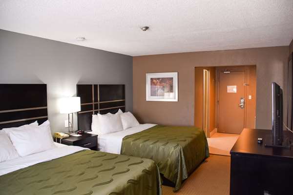  - Quality Inn Bracebridge