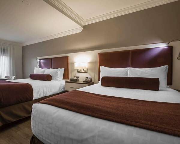  - Saint James Hotel Toronto