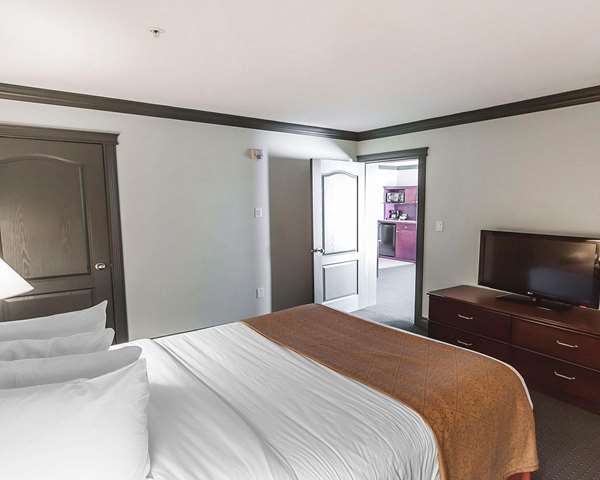  - Quality Inn & Suites Hinton