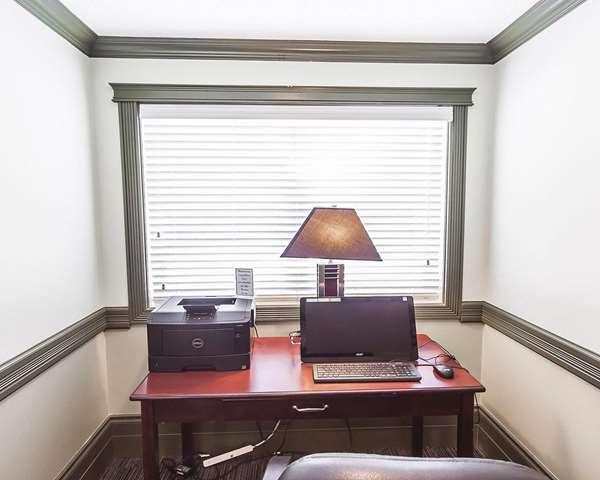 Conference Area - Quality Inn & Suites Hinton