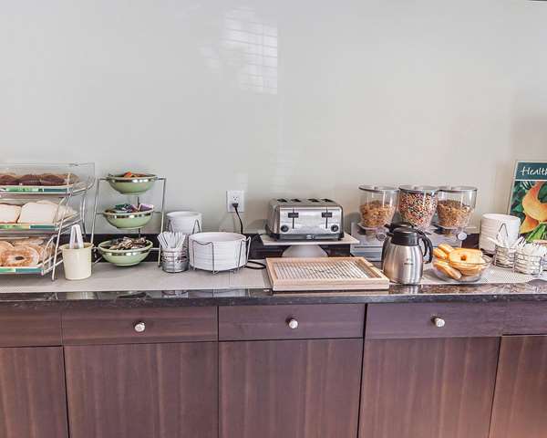 Amenities - Quality Inn & Suites Hinton