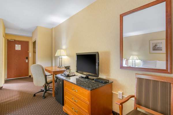  - Clarion Hotel Sudbury