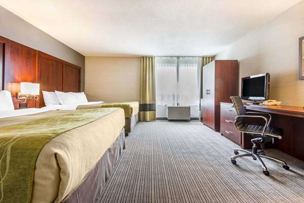  - Comfort Inn & Suites Collingwood