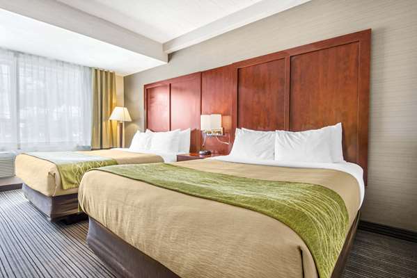  - Comfort Inn & Suites Collingwood