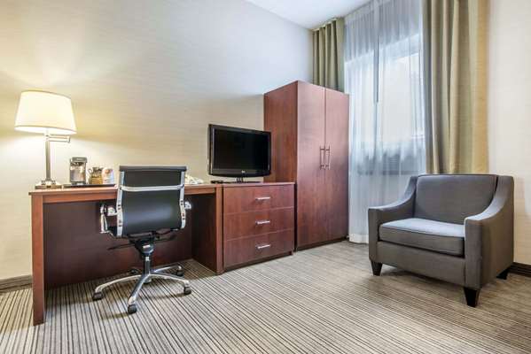  - Comfort Inn & Suites Collingwood